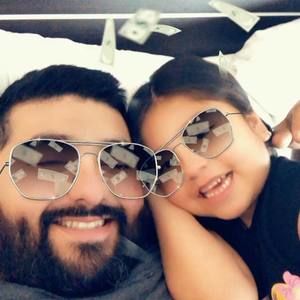 Meet your Posher, Abel